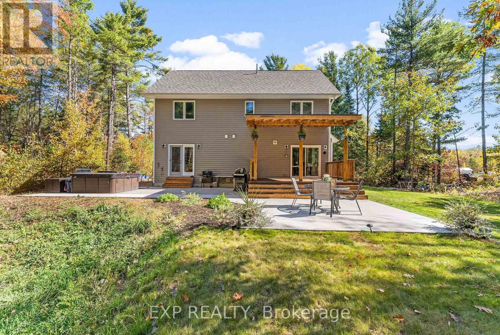 427 Paugh Lake Road, Madawaska Valley, Ontario  K0J 1B0 - Photo 32 - X12456801
