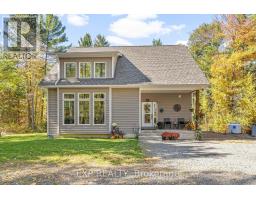 427 PAUGH LAKE ROAD, Madawaska Valley, Ontario