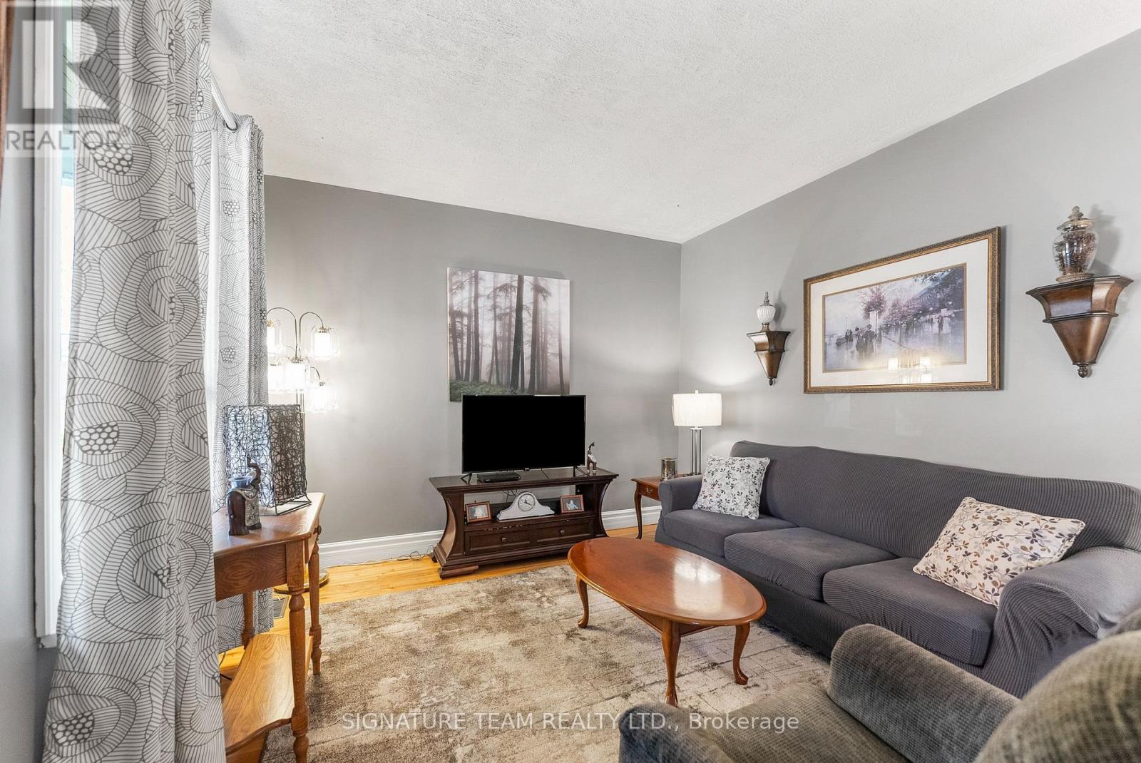 3 Cowley Street, Whitewater Region, Ontario  K0J 1K0 - Photo 6 - X12456881