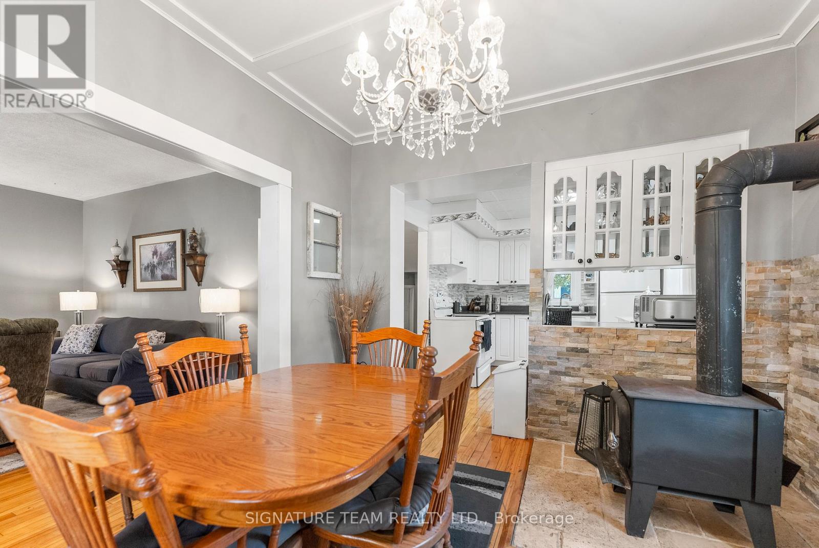 3 Cowley Street, Whitewater Region, Ontario  K0J 1K0 - Photo 8 - X12456881
