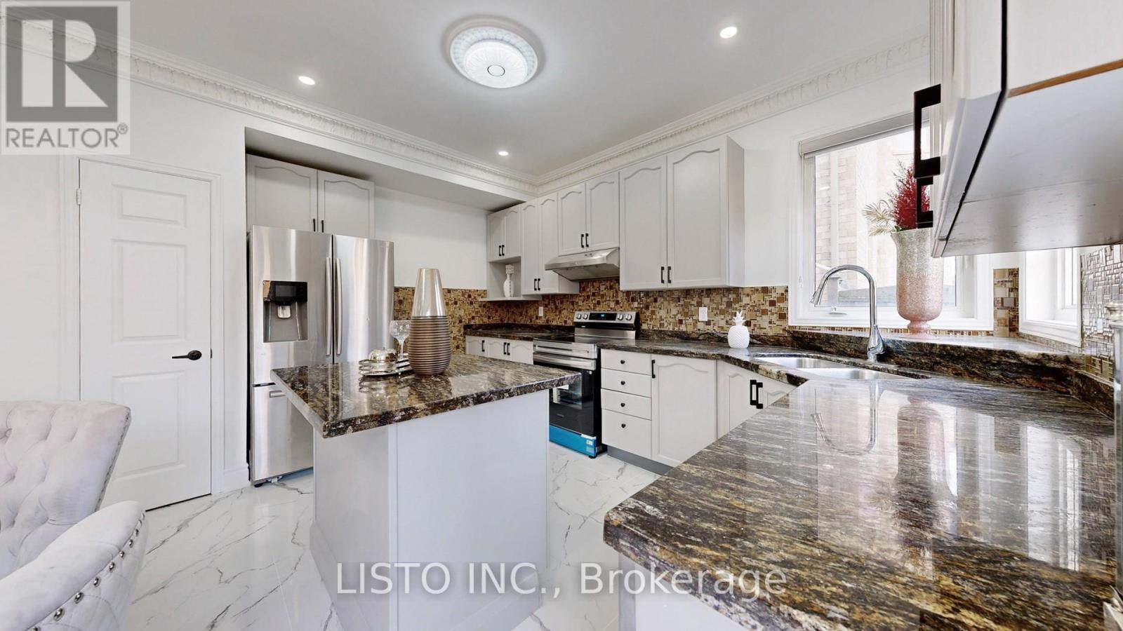 167 Golden Meadow Drive, Markham (Wismer), Ontario  L6E 1E2 - Photo 11 - N12456723