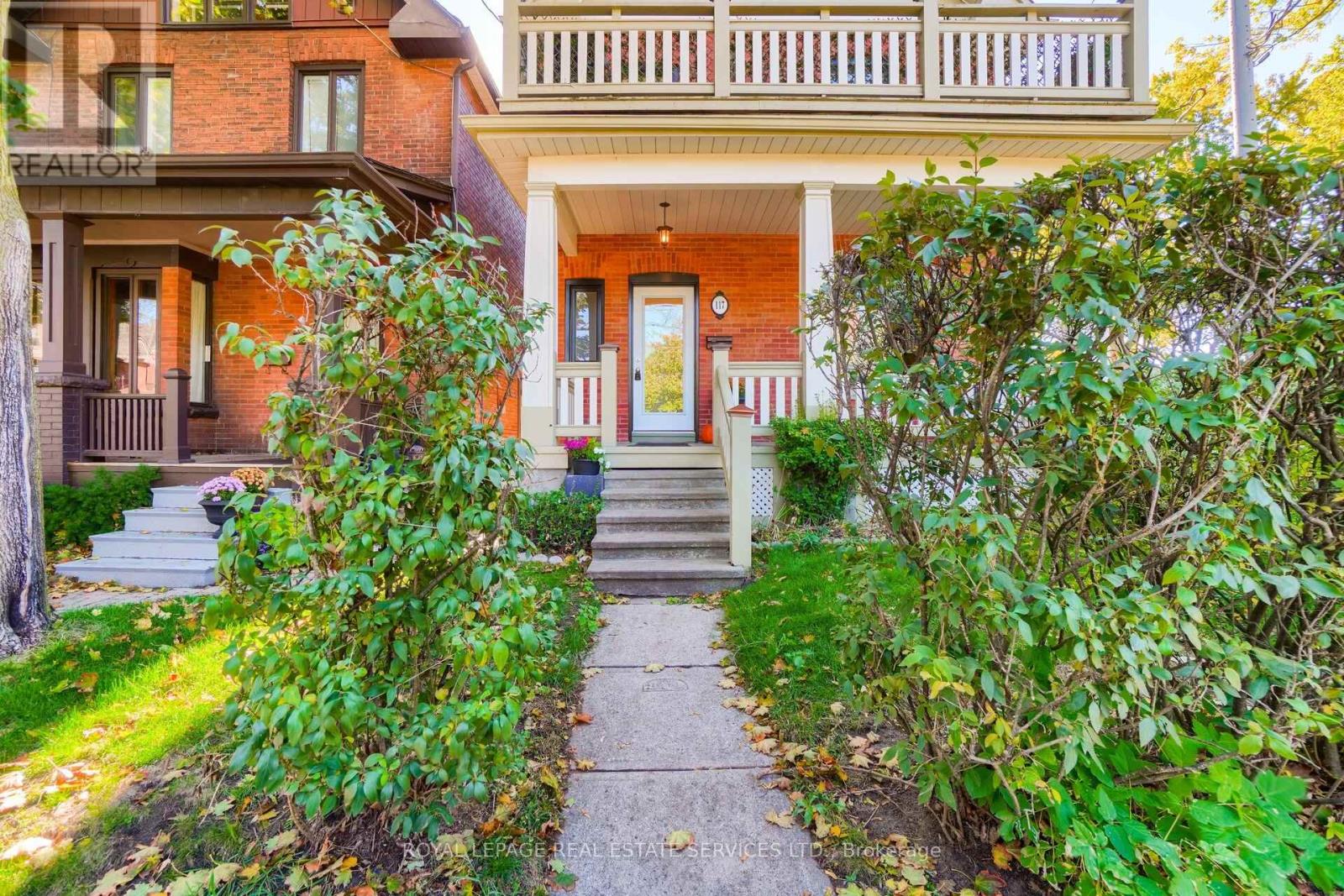 Upper - 117 St Johns Road, Toronto, Ontario  M6P 1V1 - Photo 25 - W12456449