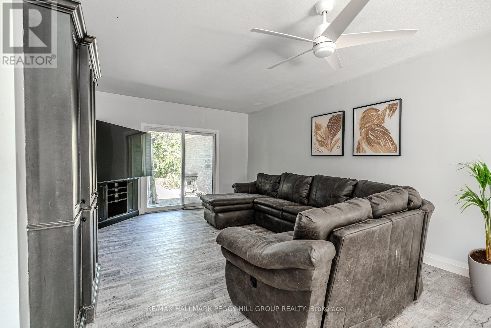 106 Musky Bay Road, Georgian Bay, Ontario  L0K 1S0 - Photo 6 - X12446373