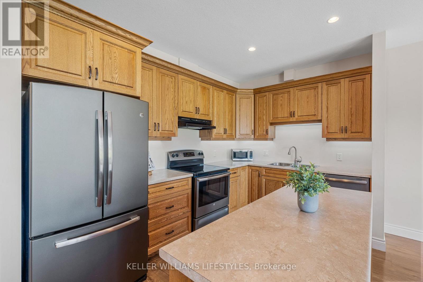 6 - 5969 Townsend Line, Lambton Shores, Ontario  N0N 1J0 - Photo 14 - X12456817