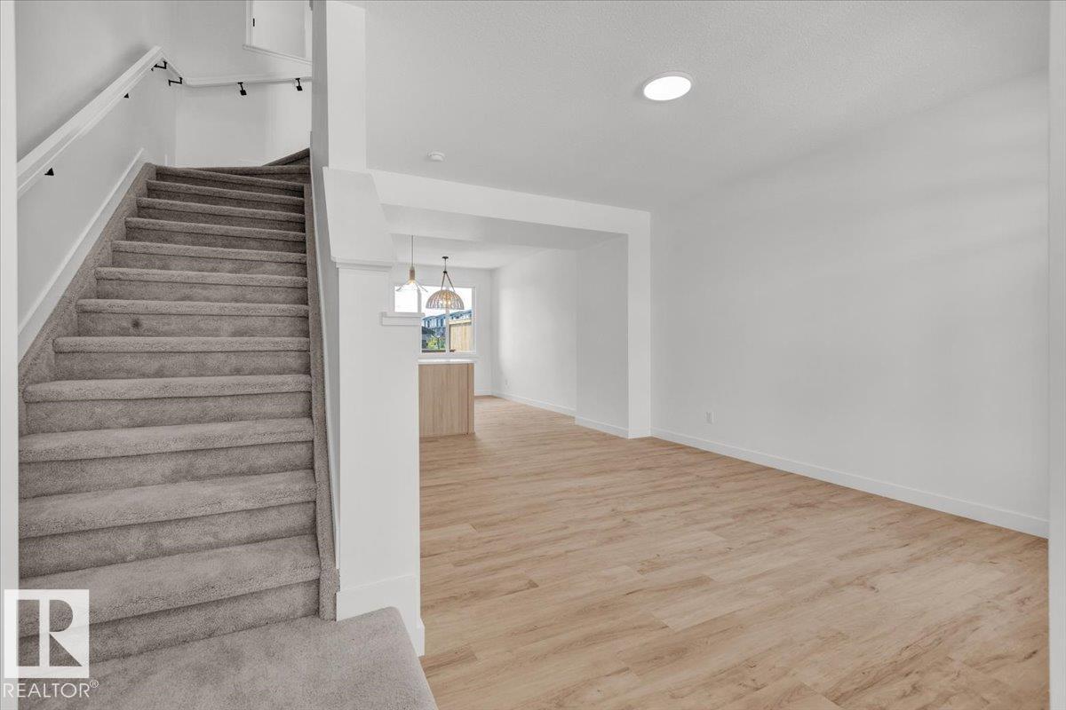 1329 Keswick Dr Sw, Edmonton, Alberta  T6W 4V8 - Photo 4 - E4461679