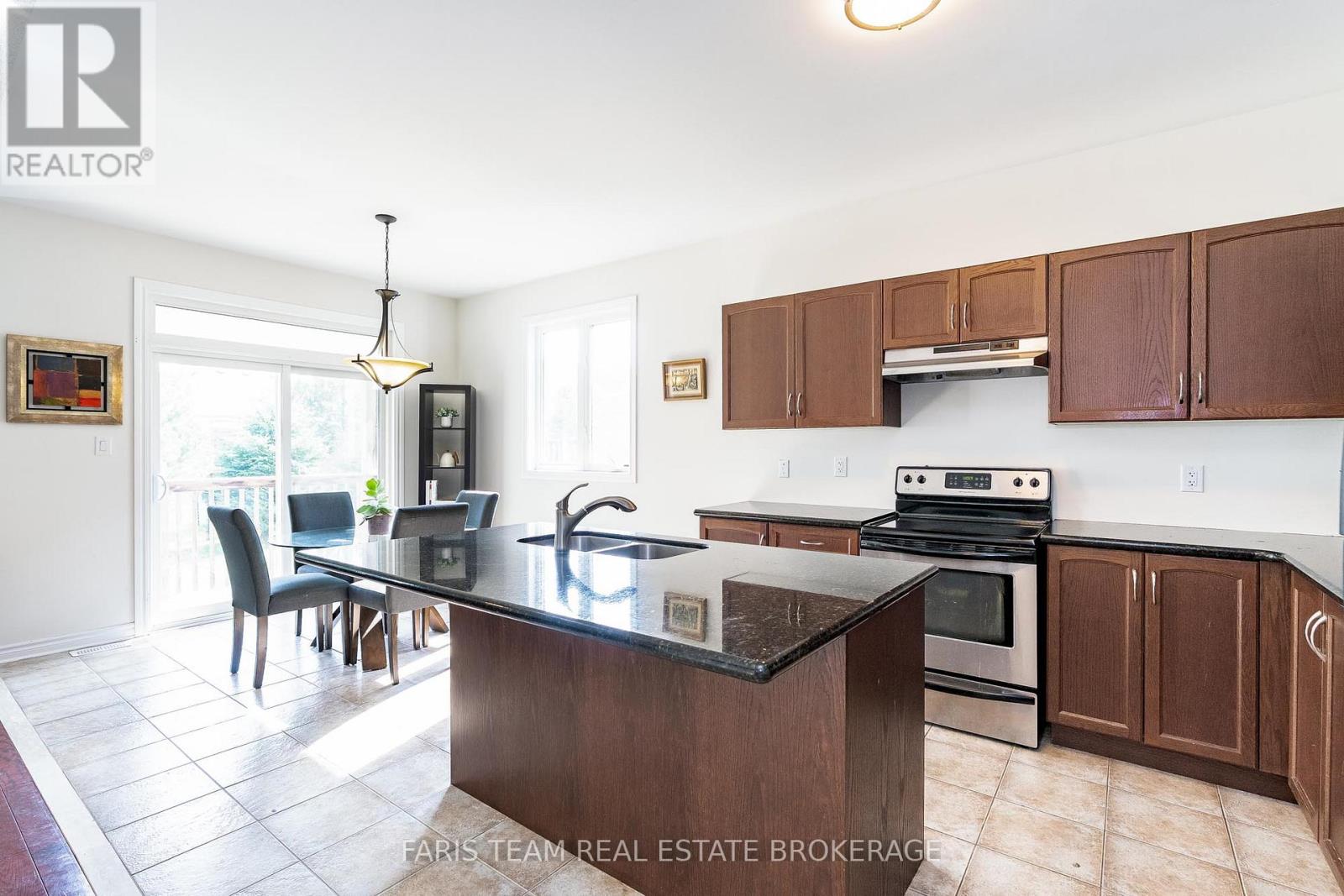 83 White Sands Way, Wasaga Beach, Ontario  L9Z 0E1 - Photo 30 - S12456660
