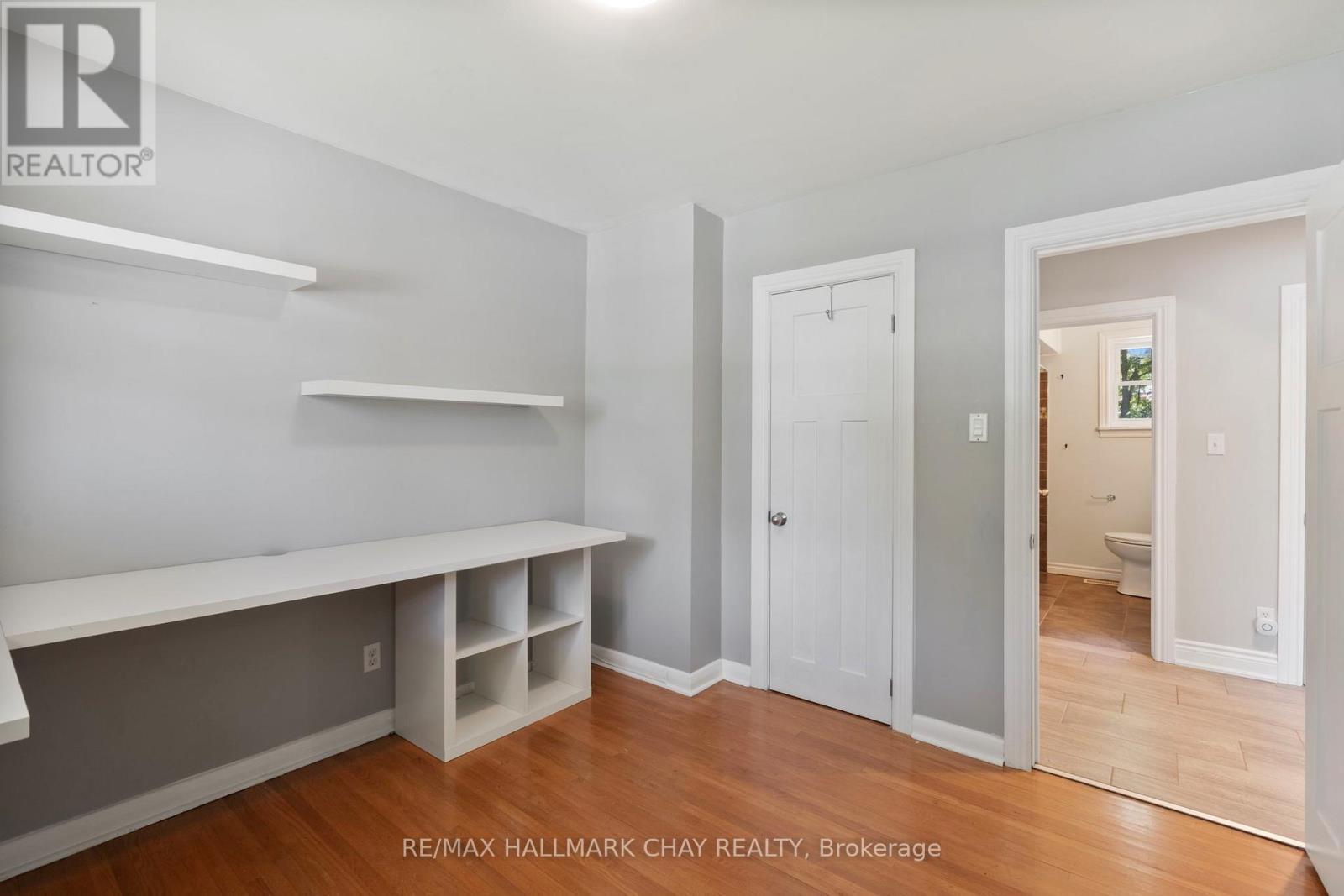 205 Wellington Street E, Barrie (City Centre), Ontario  L4M 2C9 - Photo 11 - S12456735