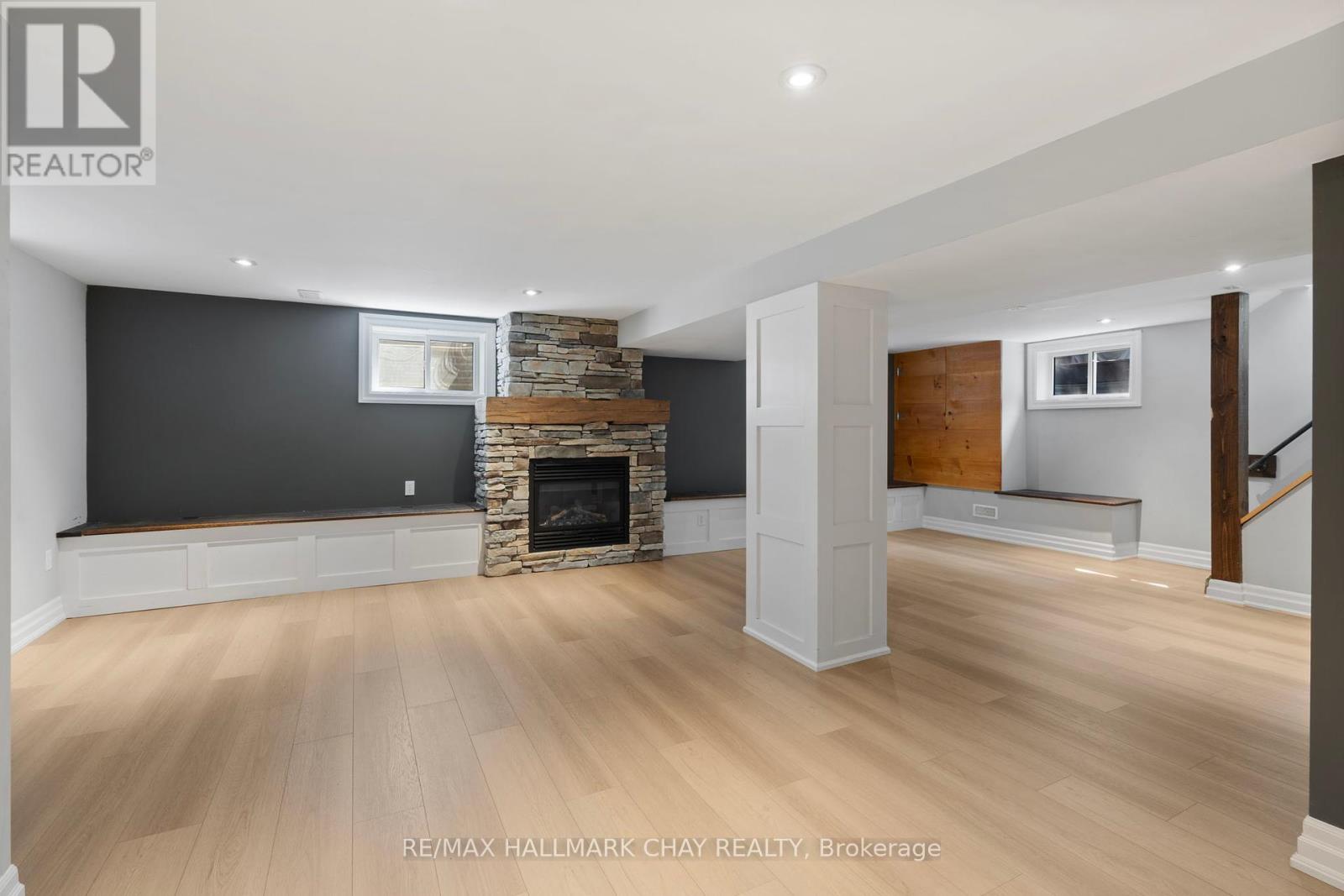 205 Wellington Street E, Barrie (City Centre), Ontario  L4M 2C9 - Photo 19 - S12456735