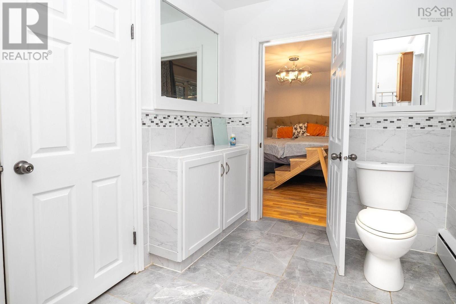 79 Whitney Avenue, Sydney, Nova Scotia  B1P 4Z8 - Photo 28 - 202510526