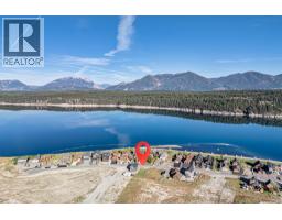 Koocanusa Lake Drive Drive Lot# 80, lake koocanusa, British Columbia