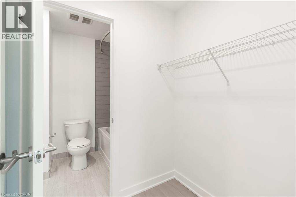 25 Wellington Street S Unit# 1707, Kitchener, Ontario  N2G 0G5 - Photo 6 - 40772512