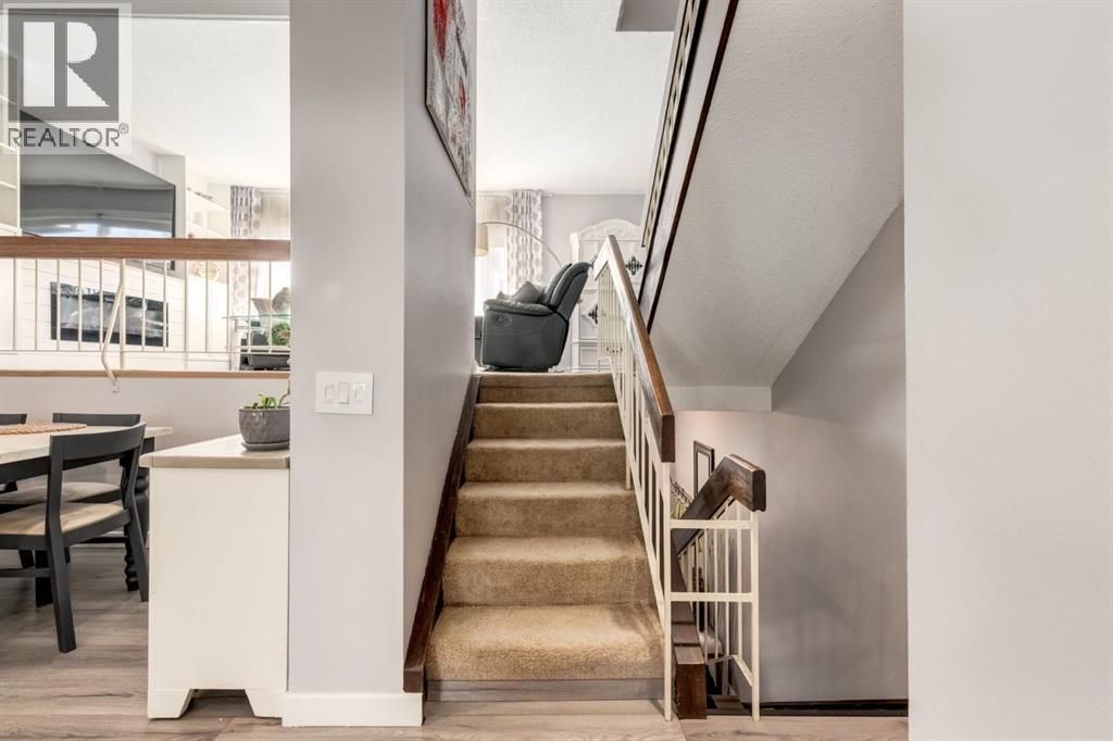 80 Brae Glen Lane Sw, Calgary, Alberta  T2W 1B6 - Photo 19 - A2263699