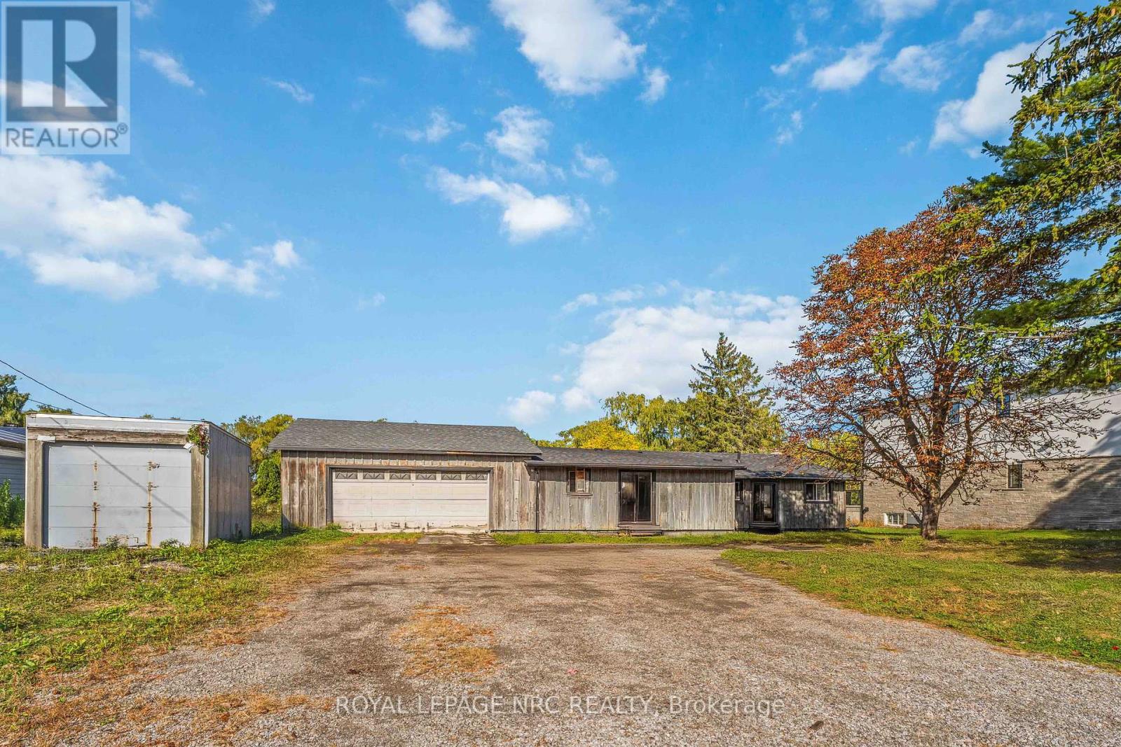4793 Lyons Parkway, Niagara Falls, Ontario  L2G 0A4 - Photo 1 - X12456767