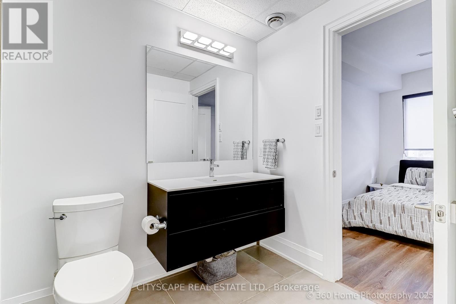 119 High Street W, Mississauga, Ontario  L5H 1K4 - Photo 13 - W12456655