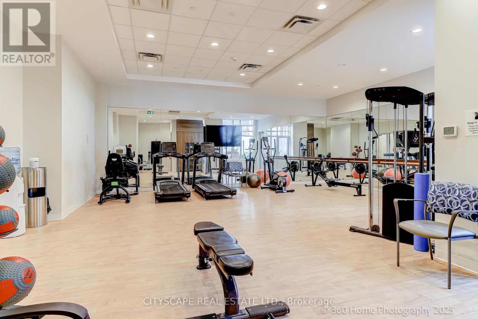119 High Street W, Mississauga, Ontario  L5H 1K4 - Photo 25 - W12456655