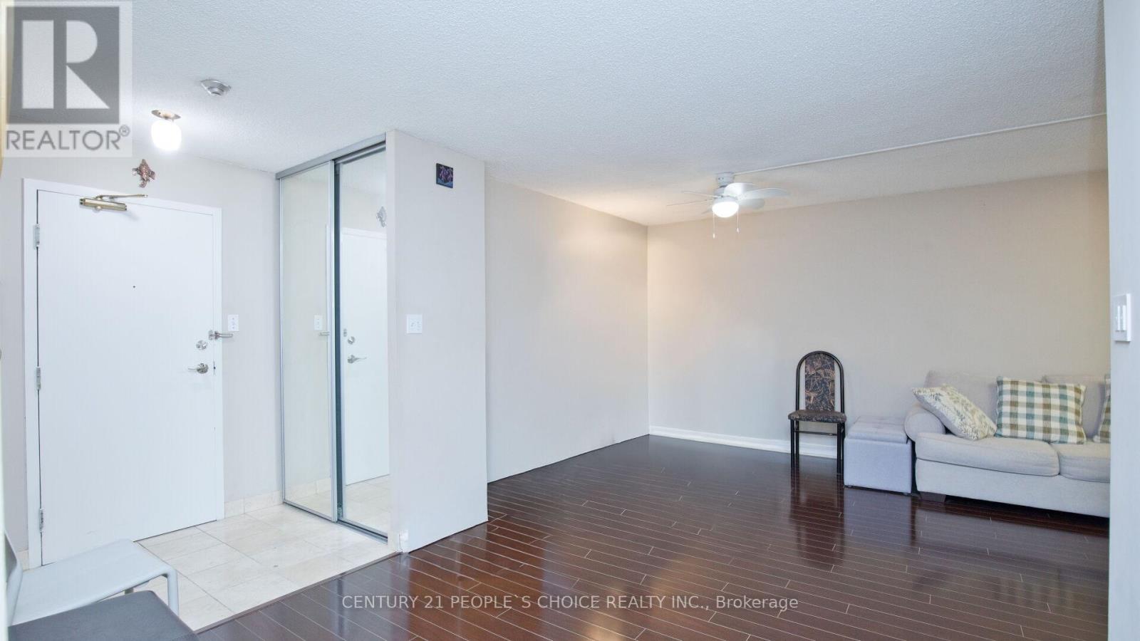 1408 - 1 Rowntree Road, Toronto (Mount Olive-Silverstone-Jamestown), Ontario  M9V 5G7 - Photo 10 - W12456667