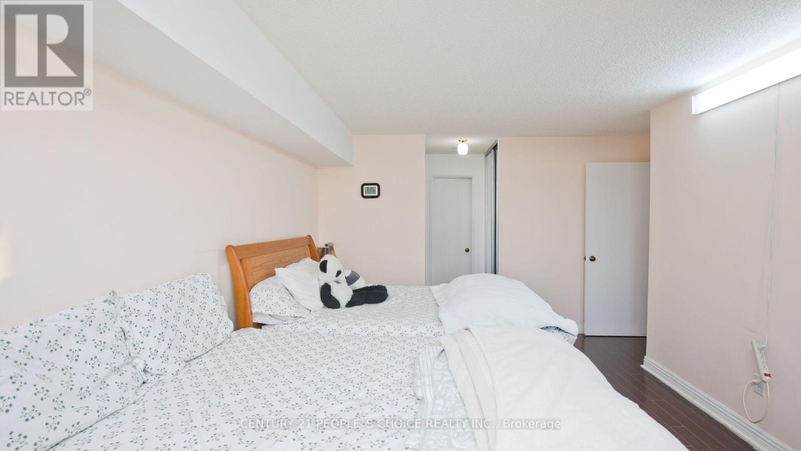 1408 - 1 Rowntree Road, Toronto (Mount Olive-Silverstone-Jamestown), Ontario  M9V 5G7 - Photo 25 - W12456667
