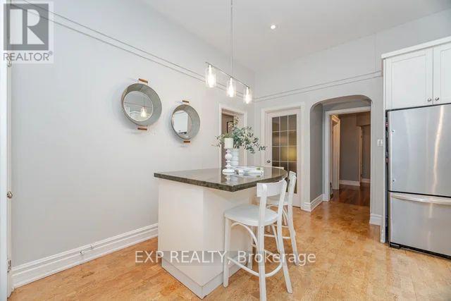 51 Chapel Street, Brampton (Downtown Brampton), Ontario  L6W 2H5 - Photo 12 - W12456668