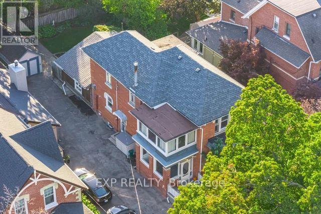 51 Chapel Street, Brampton (Downtown Brampton), Ontario  L6W 2H5 - Photo 34 - W12456668