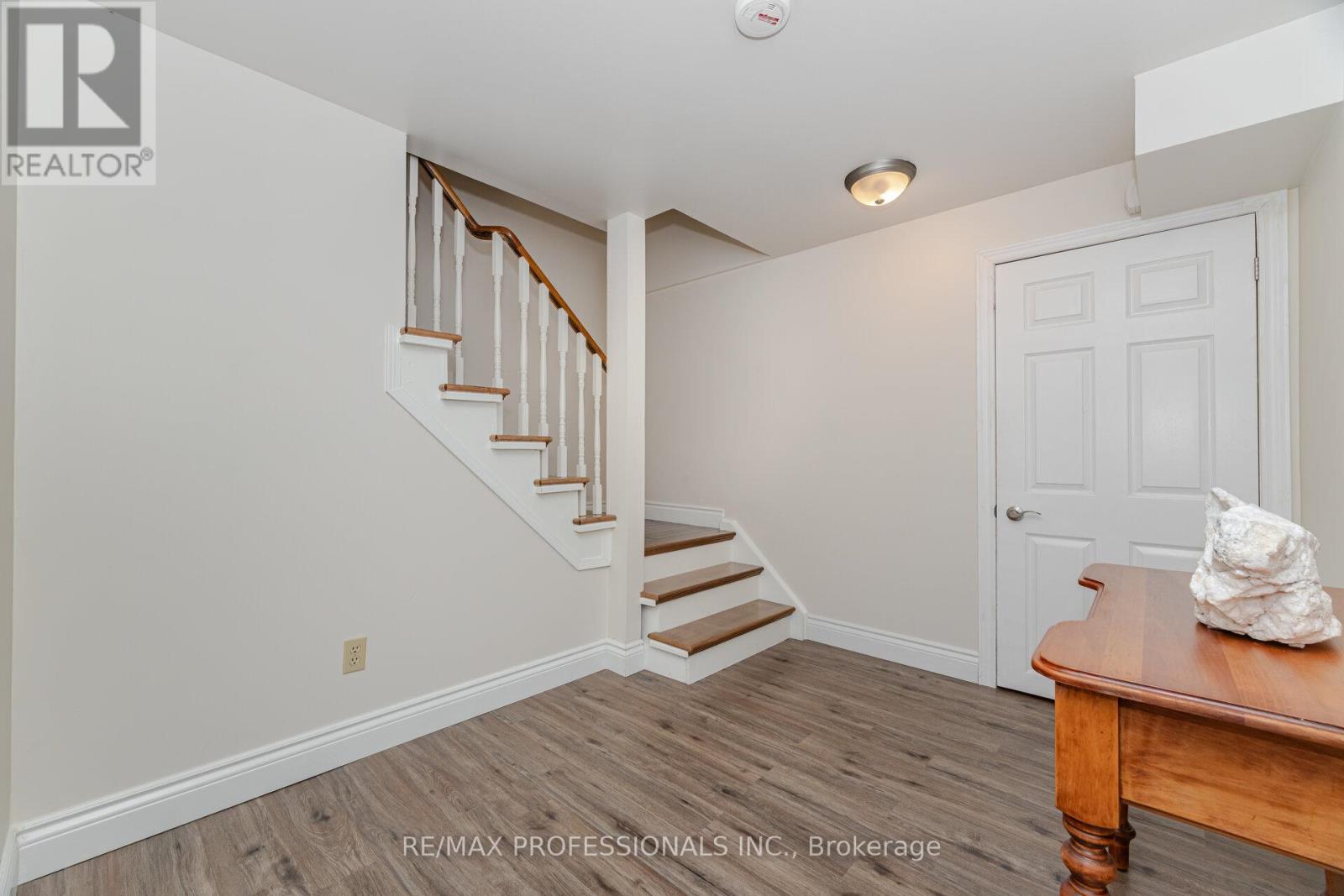 6 Cairnmore Court, Brampton (Snelgrove), Ontario  L6Z 1T6 - Photo 33 - W12456672