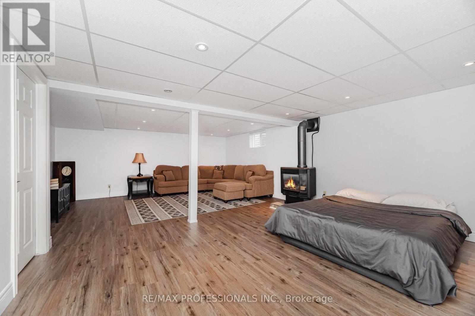6 Cairnmore Court, Brampton (Snelgrove), Ontario  L6Z 1T6 - Photo 36 - W12456672