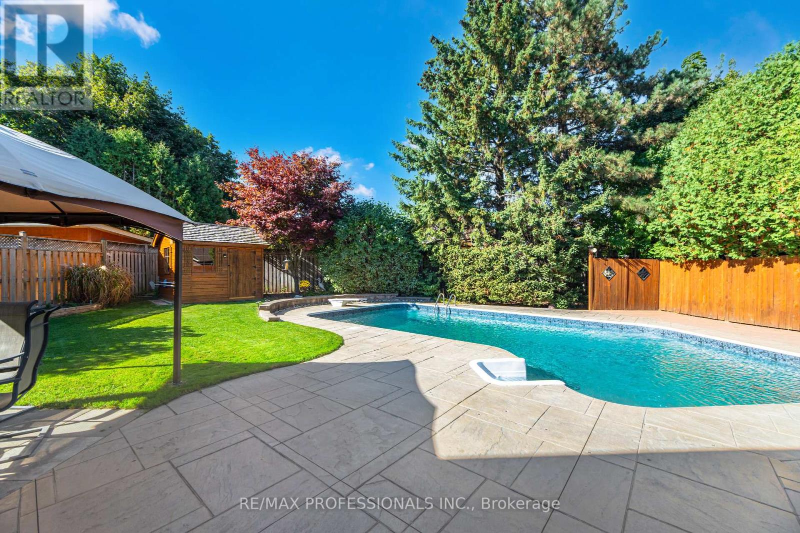 6 Cairnmore Court, Brampton (Snelgrove), Ontario  L6Z 1T6 - Photo 41 - W12456672