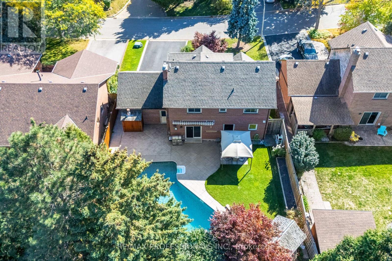 6 Cairnmore Court, Brampton (Snelgrove), Ontario  L6Z 1T6 - Photo 46 - W12456672