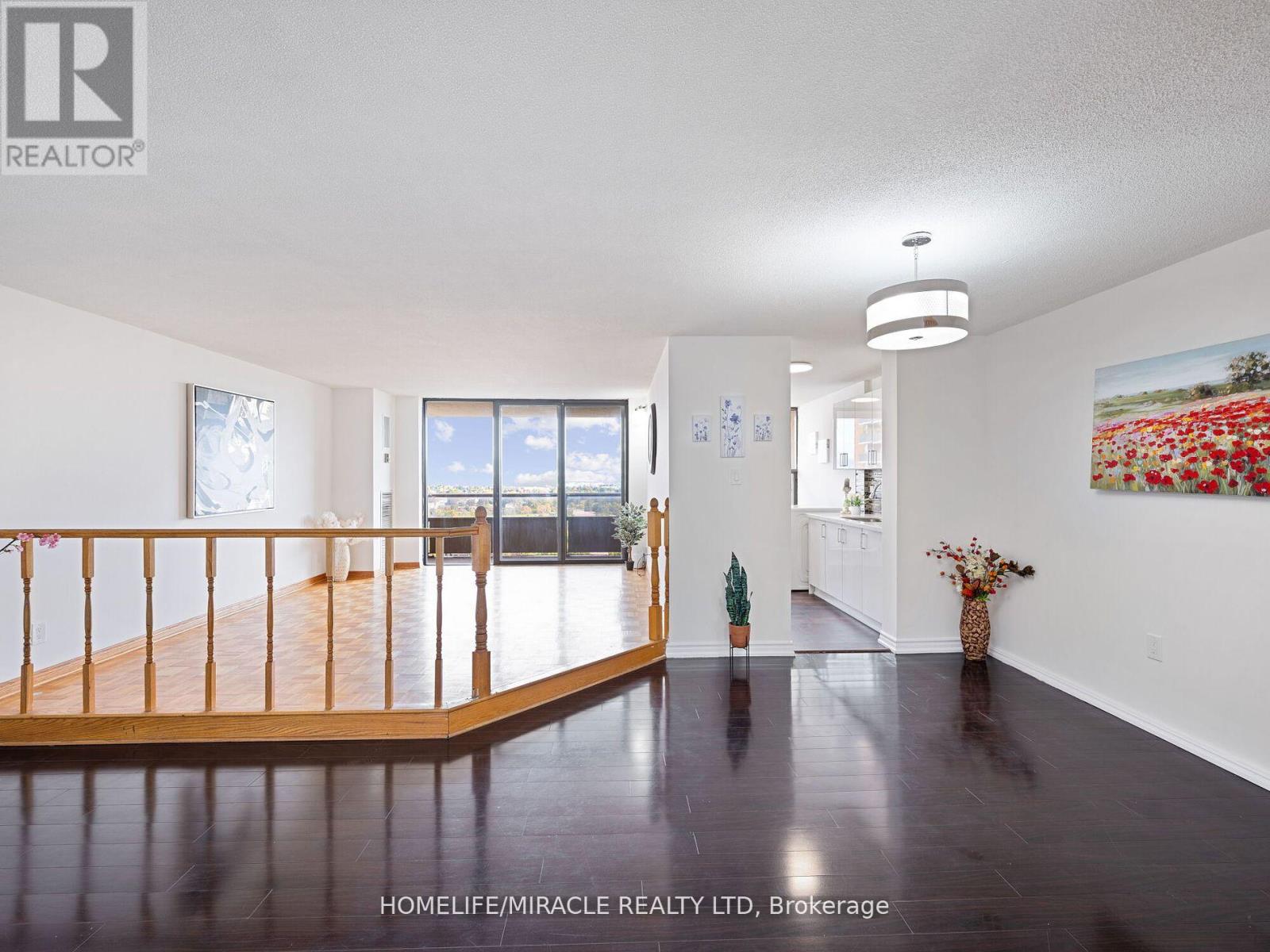 1511 - 4 Kings Cross Road, Brampton (Queen Street Corridor), Ontario  L6T 3X8 - Photo 11 - W12456686
