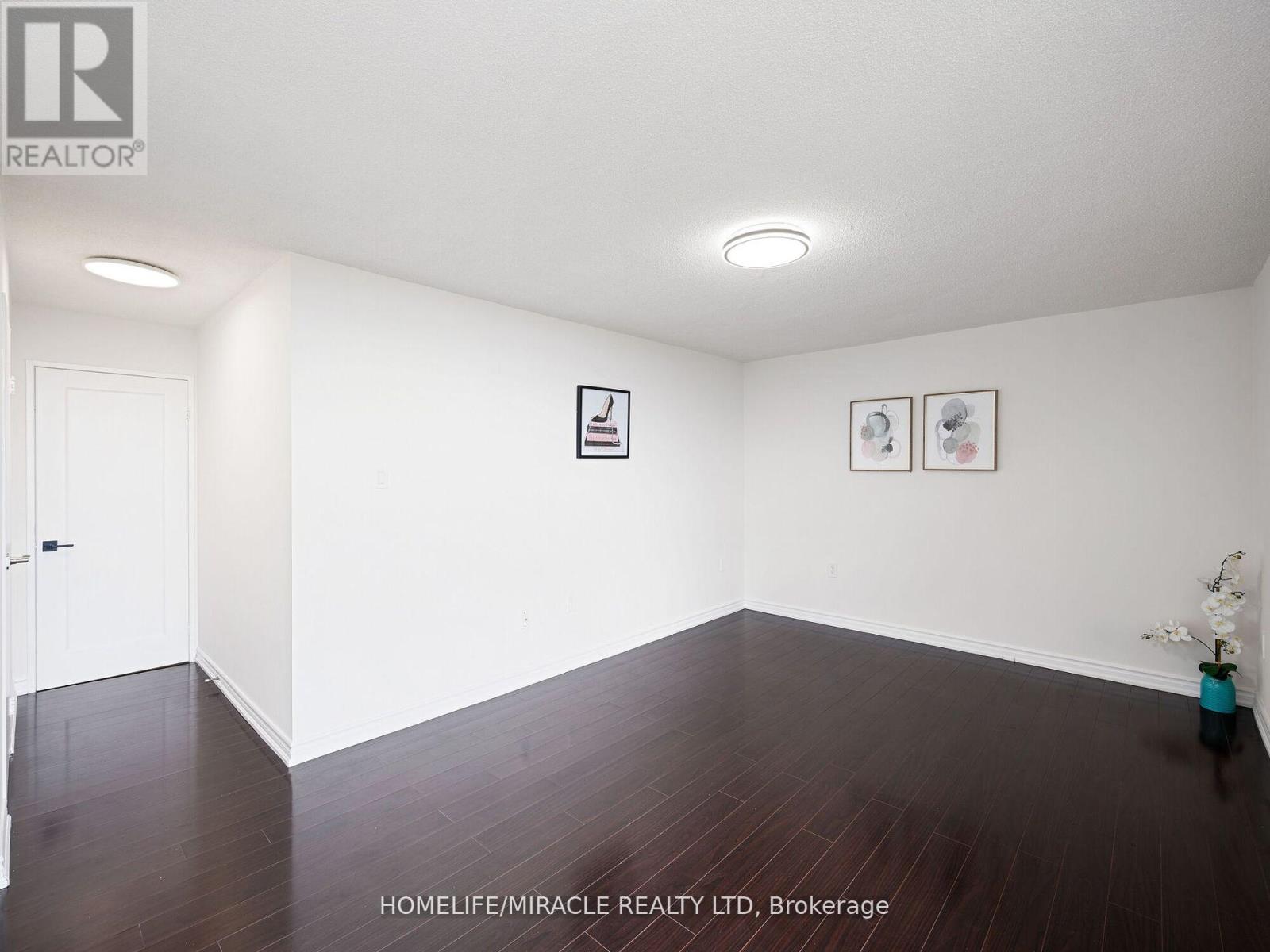 1511 - 4 Kings Cross Road, Brampton (Queen Street Corridor), Ontario  L6T 3X8 - Photo 17 - W12456686