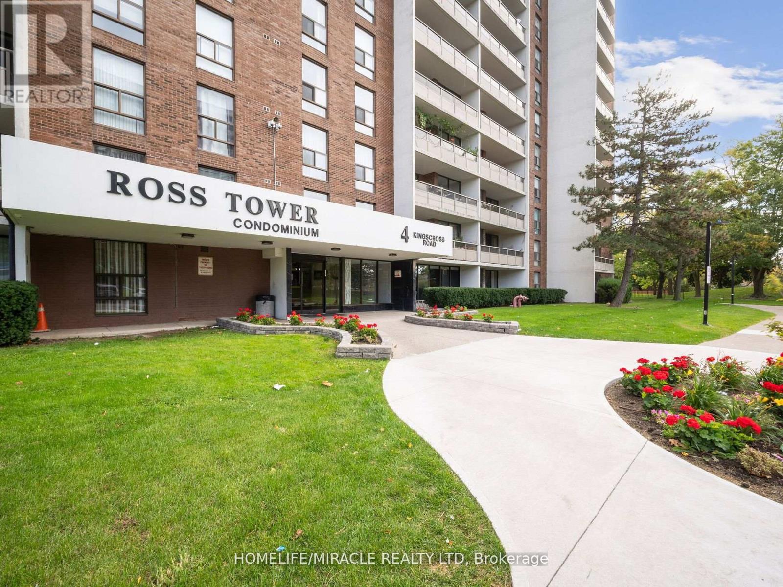 1511 - 4 Kings Cross Road, Brampton (Queen Street Corridor), Ontario  L6T 3X8 - Photo 3 - W12456686