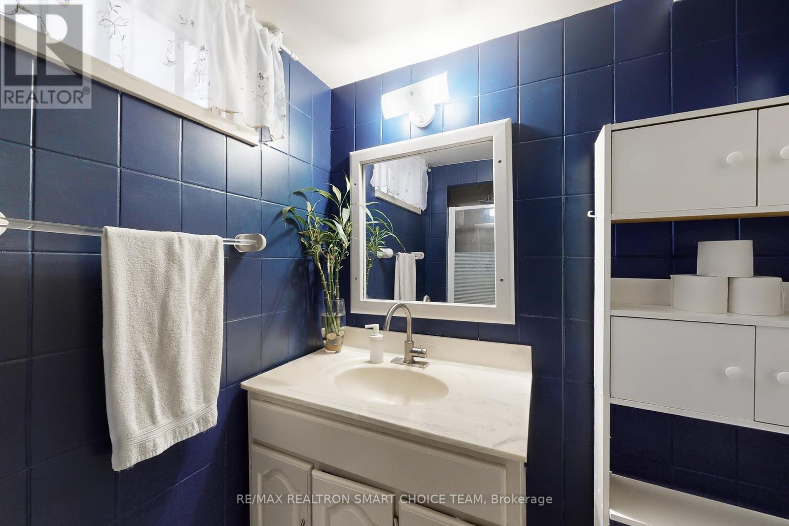 16 Frith Road, Toronto (Glenfield-Jane Heights), Ontario  M3N 1G1 - Photo 31 - W12456703