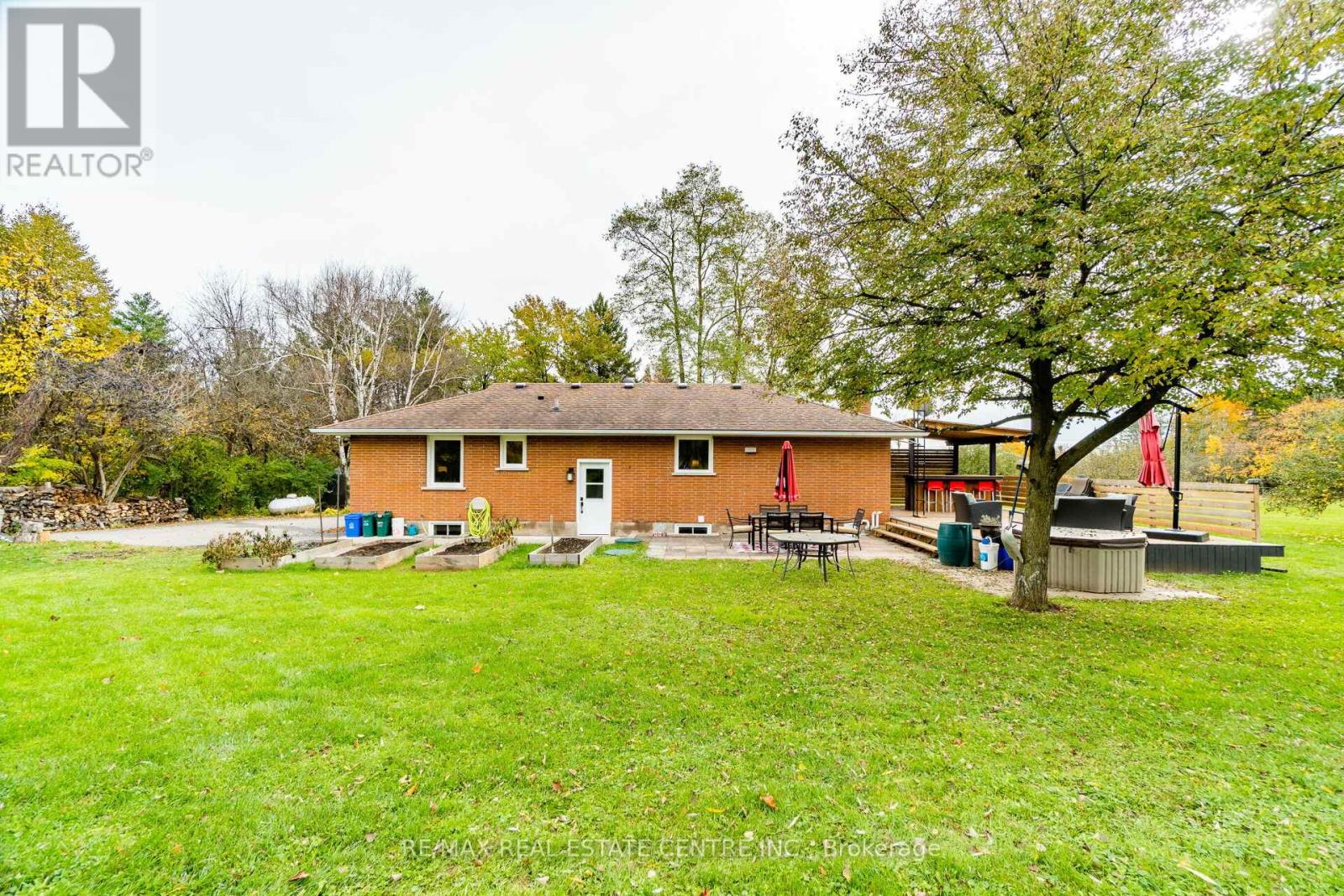 10845 15 Side Road, Halton Hills, Ontario  L7G 4S6 - Photo 27 - W12456704
