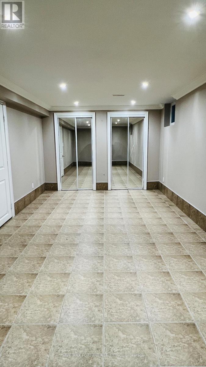 59 Marysfield Drive, Brampton (Toronto Gore Rural Estate), Ontario  L6P 0J2 - Photo 12 - W12456707