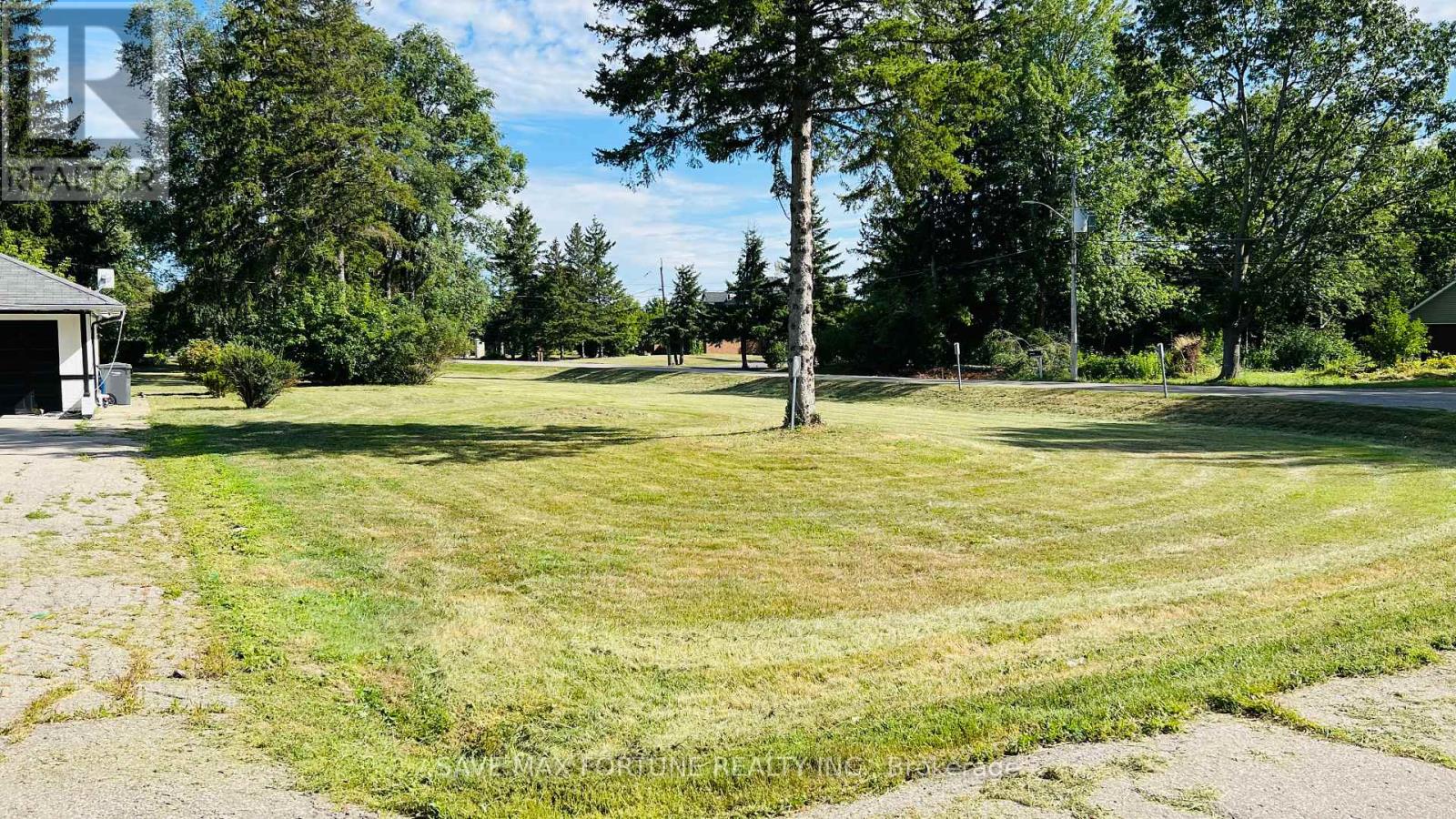 59 Marysfield Drive, Brampton (Toronto Gore Rural Estate), Ontario  L6P 0J2 - Photo 4 - W12456707