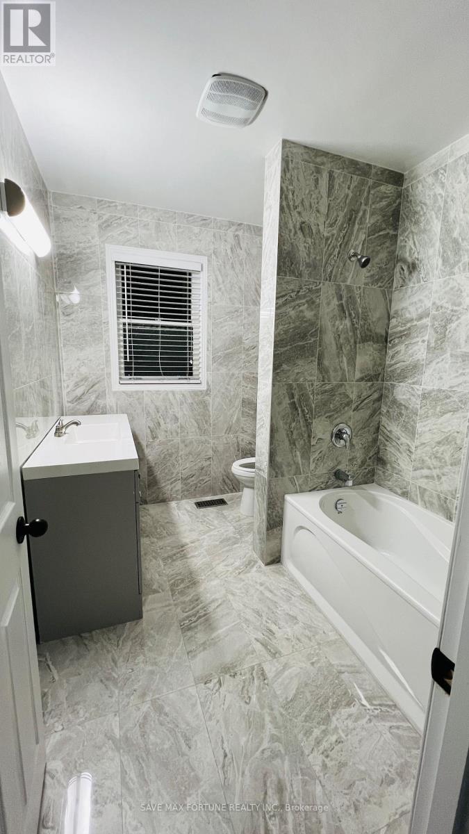 59 Marysfield Drive, Brampton (Toronto Gore Rural Estate), Ontario  L6P 0J2 - Photo 6 - W12456707