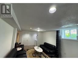 53 PARKSIDE DRIVE, Brampton, Ontario