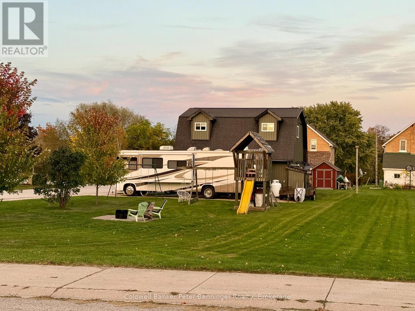 35 King Street, Brockton, Ontario  N0G 1J0 - Photo 47 - X12450354