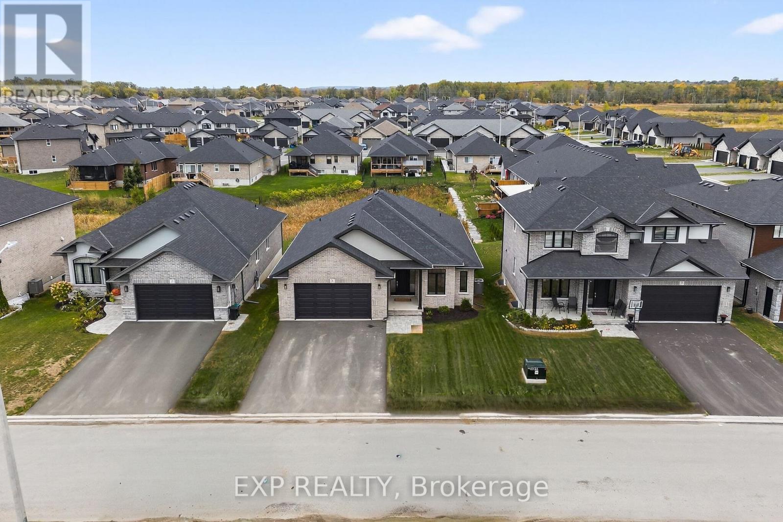 6 Vaughn Court, Belleville, Ontario  K8N 0R7 - Photo 1 - X12454997