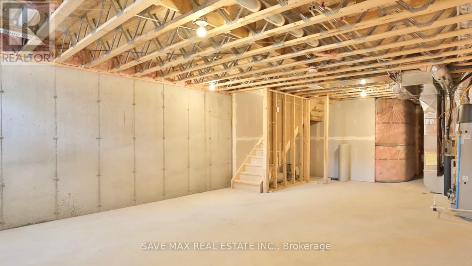 44 Pony Way, Kitchener, Ontario  N2R 0R8 - Photo 32 - X12456675
