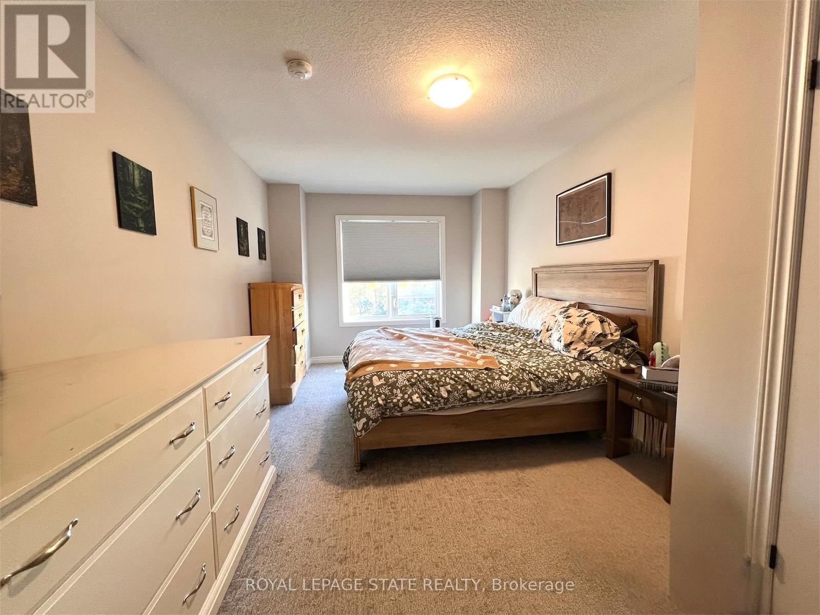 19 Pim Lane, Hamilton, Ontario  L9K 0K1 - Photo 10 - X12456699