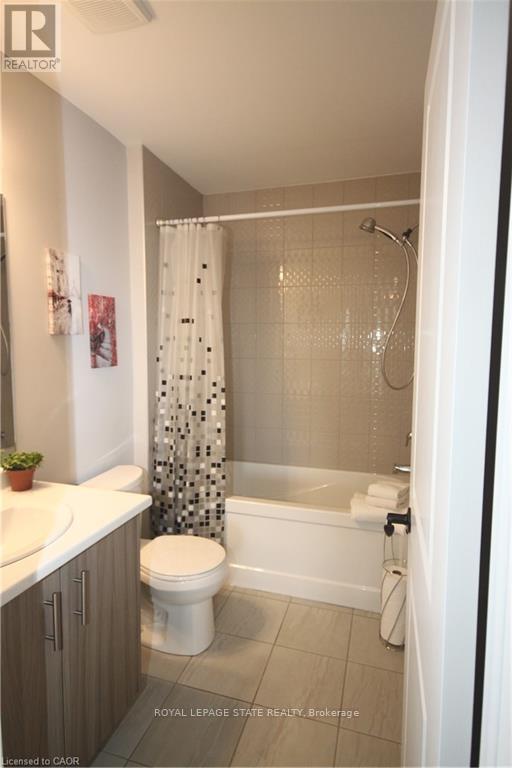 19 Pim Lane, Hamilton, Ontario  L9K 0K1 - Photo 13 - X12456699