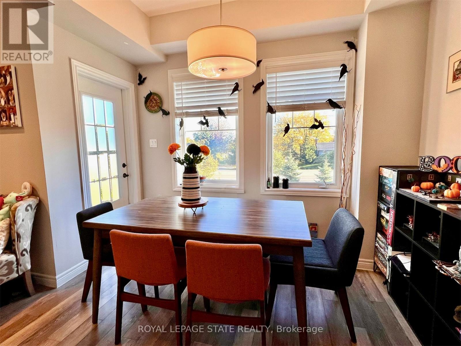 19 Pim Lane, Hamilton, Ontario  L9K 0K1 - Photo 6 - X12456699