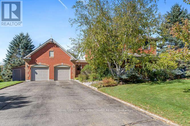 18 Mccullogh Drive, Erin, Ontario  N0B 1T0 - Photo 3 - X12456719