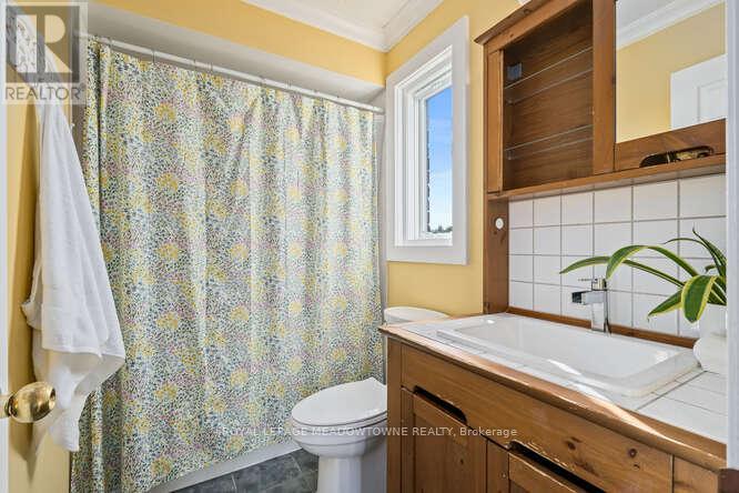 18 Mccullogh Drive, Erin, Ontario  N0B 1T0 - Photo 32 - X12456719