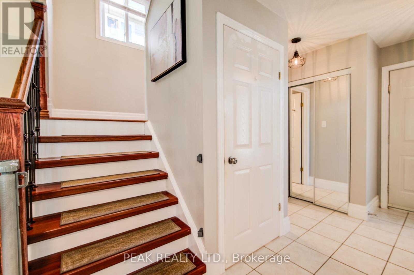 413 Hidden Creek Drive, Kitchener, Ontario  N2N 3N2 - Photo 20 - X12456747