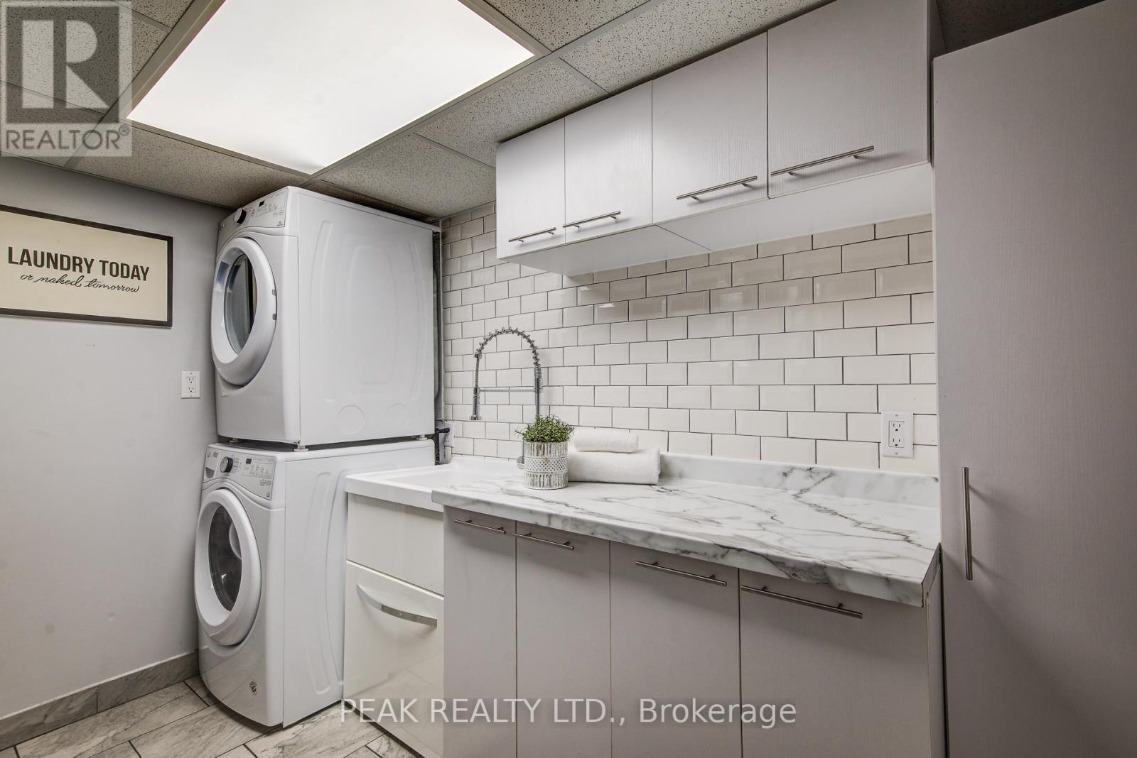 413 Hidden Creek Drive, Kitchener, Ontario  N2N 3N2 - Photo 36 - X12456747