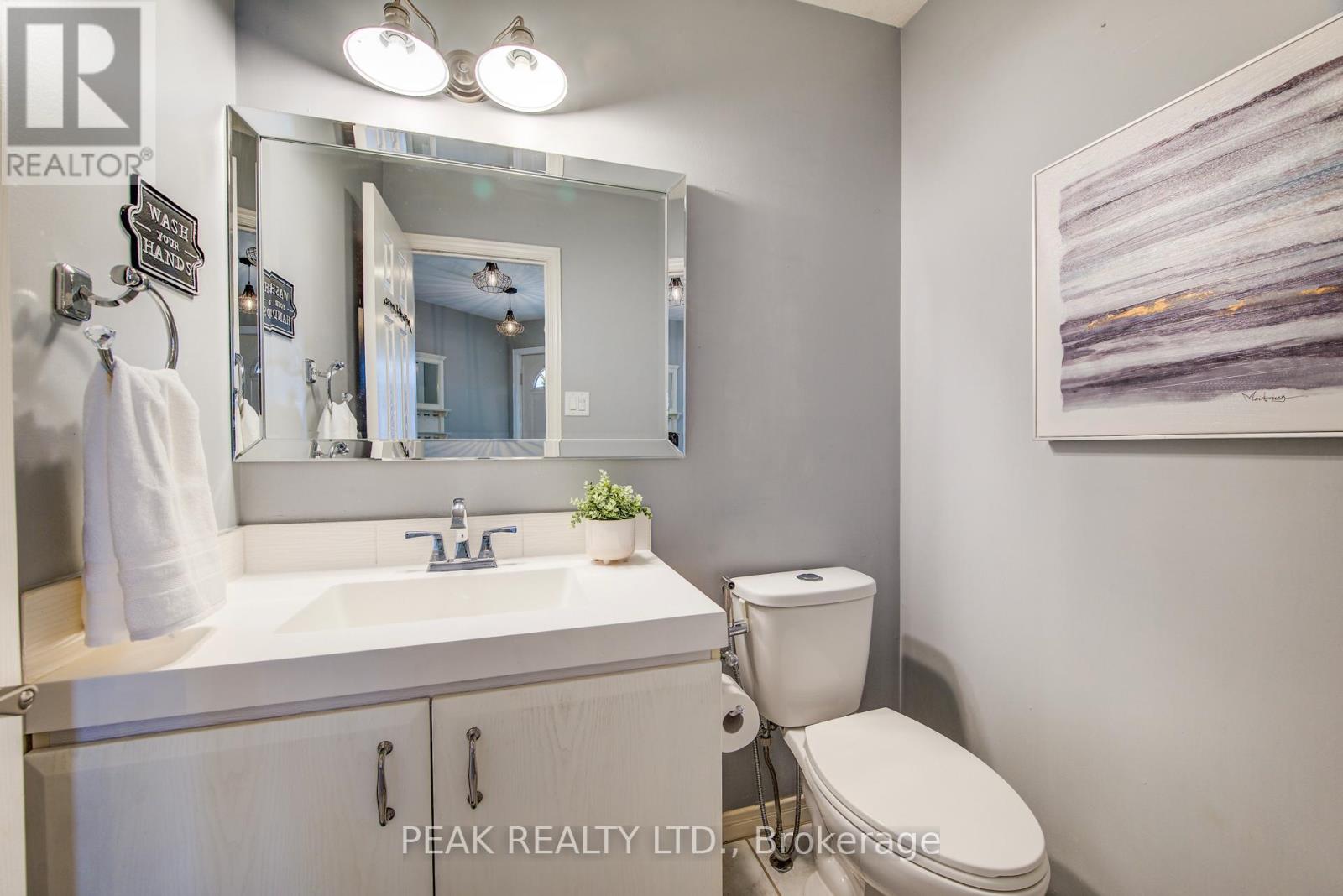 413 Hidden Creek Drive, Kitchener, Ontario  N2N 3N2 - Photo 6 - X12456747