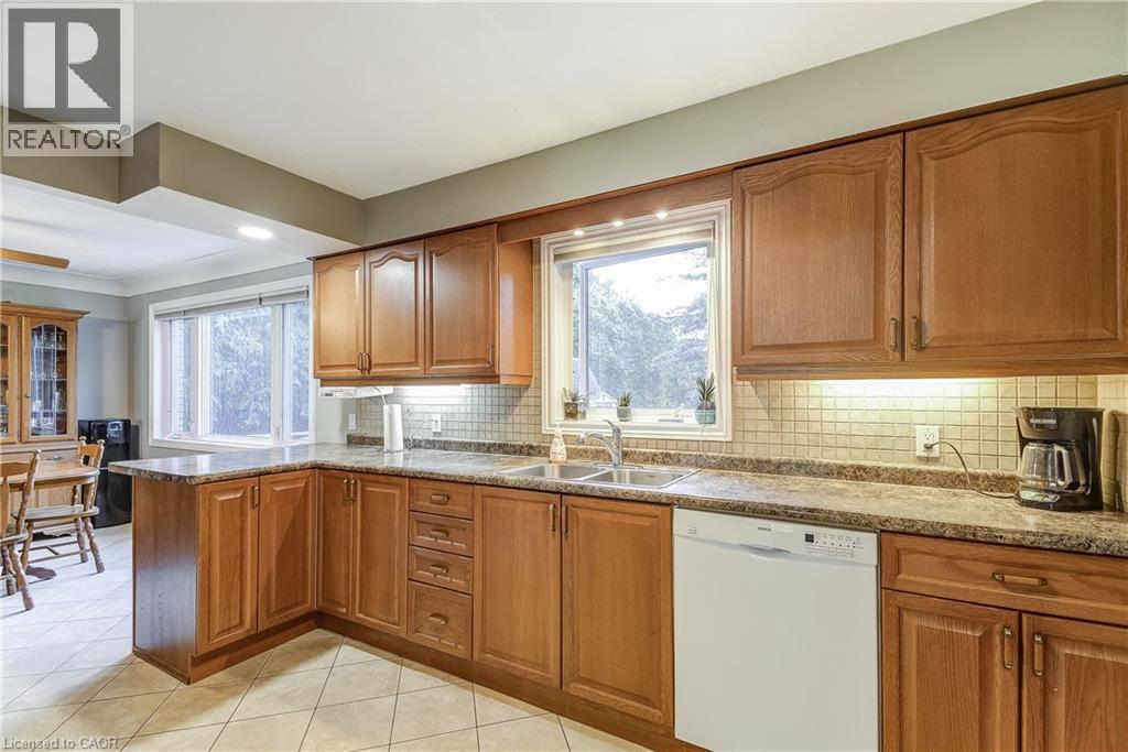68 Aldercrest Avenue, Hamilton, Ontario  L9B 1L4 - Photo 15 - 40778295