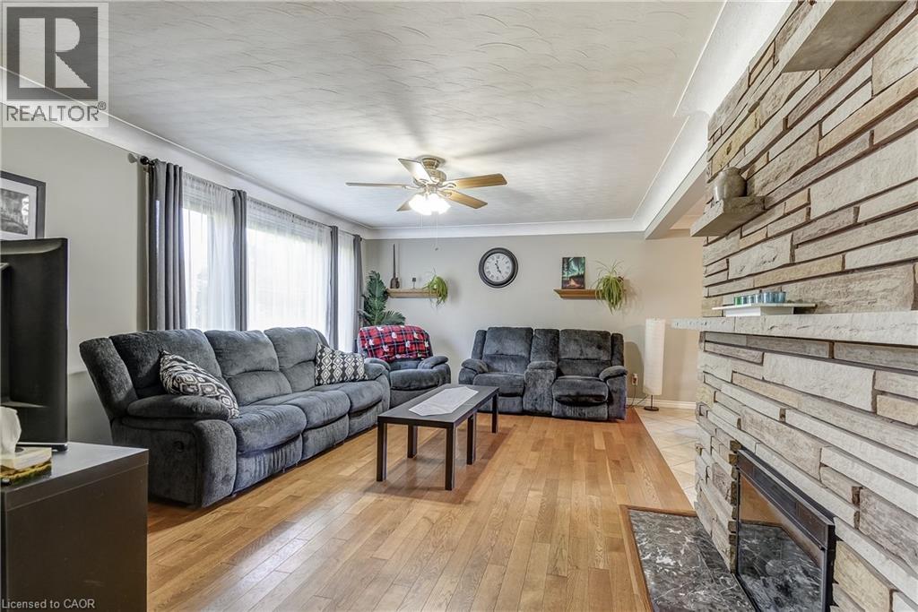 68 Aldercrest Avenue, Hamilton, Ontario  L9B 1L4 - Photo 6 - 40778295