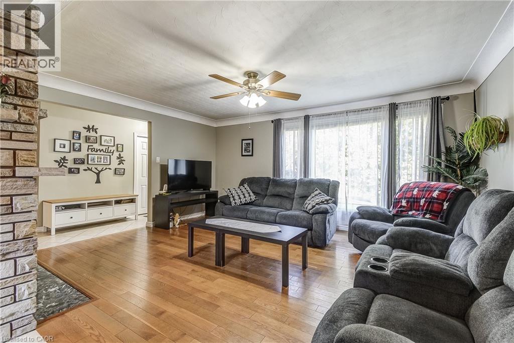 68 Aldercrest Avenue, Hamilton, Ontario  L9B 1L4 - Photo 7 - 40778295